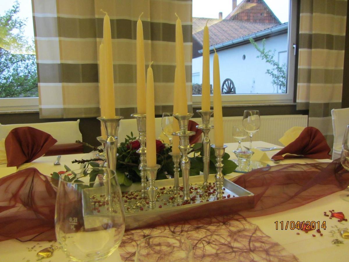 איינבק Gasthaus Winkelvoss מראה חיצוני תמונה